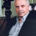 14 июня В этот день, в 1933 году, родился советский и российский кинорежиссёр,…